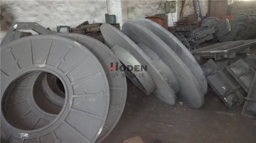 危機(jī)遏制需求，2012年前三季度中比貿(mào)易額下滑
